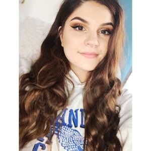 Meet your Posher, Hannah